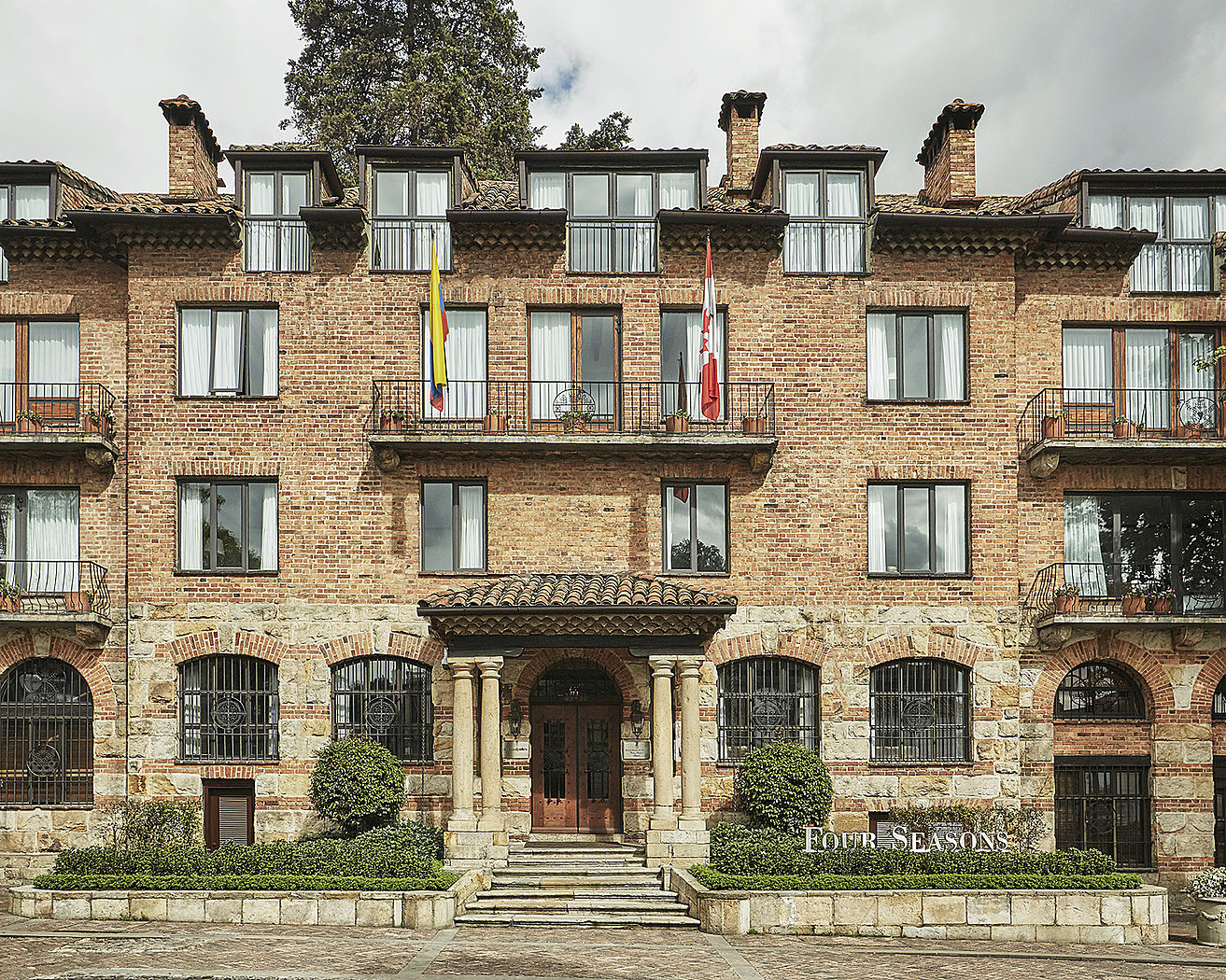Four Seasons Casa Medina