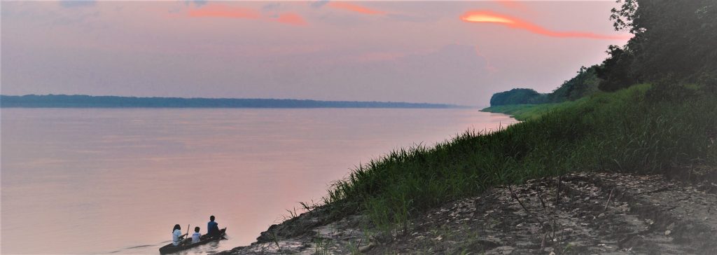 Contact our Colombia travel experts to plan your tailor-made journey, inspired by the vast Amazon River.
