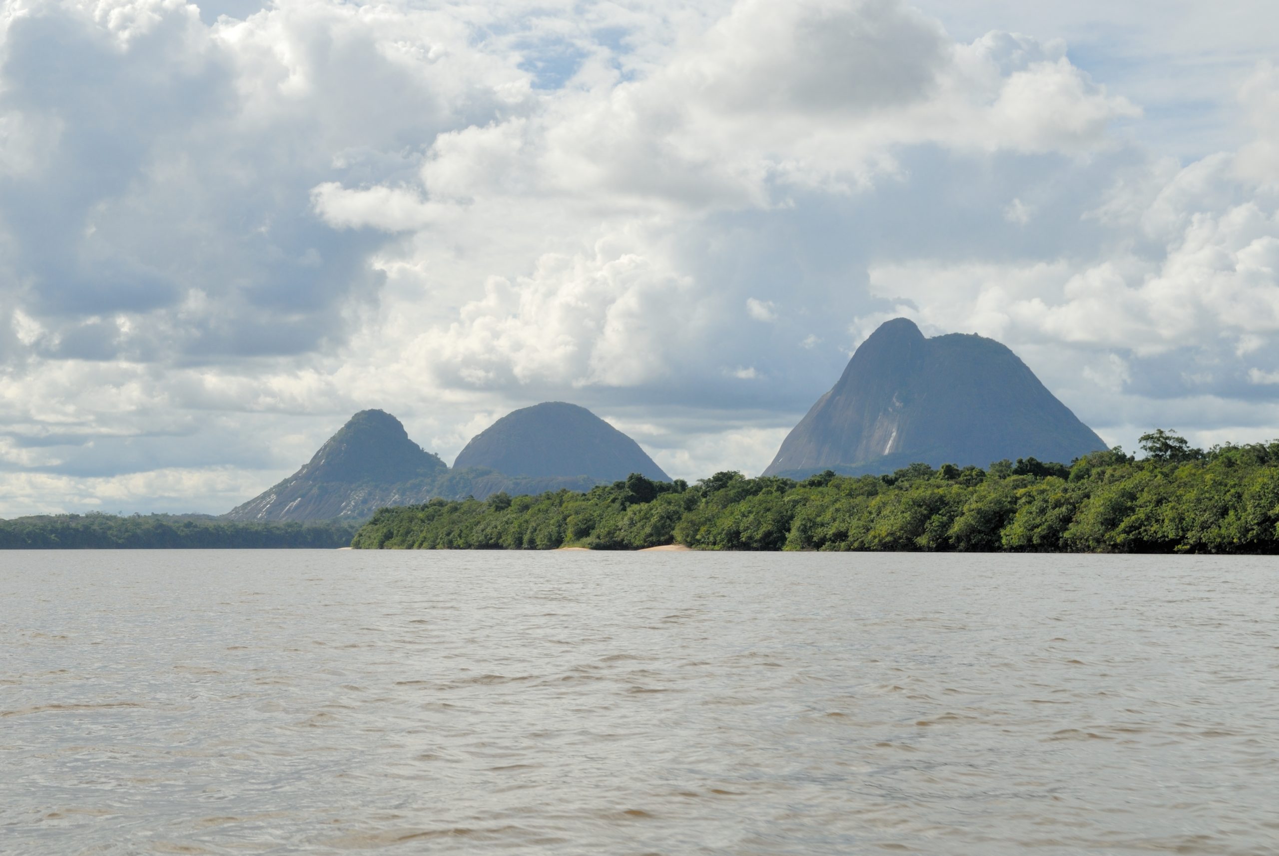 Unknown paths | Cerros de Mavecure